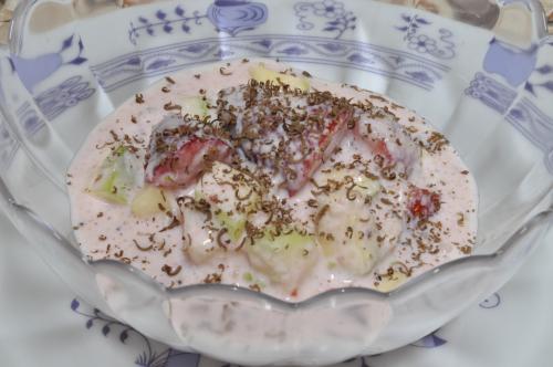 Ovocný salát z manga a jahod s ovocnou kefírovou zálivkou – Snadné Miš - Maš recept, zvládnete za Do 30 minut